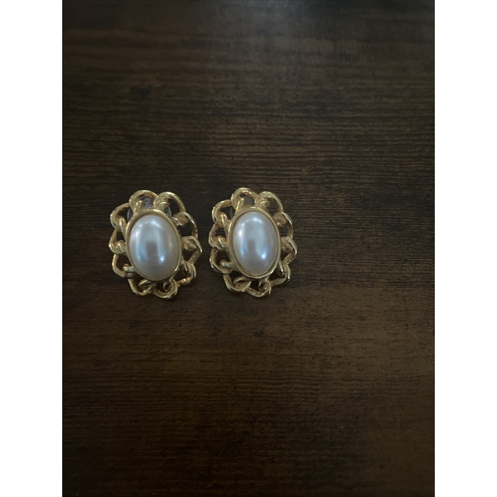 Vintage Gold Tone Textured Swirl w/ Imitation Pearl Pierced Earrings